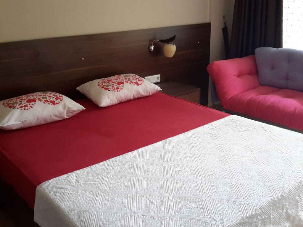 Чиралы: Narcicegi Otel