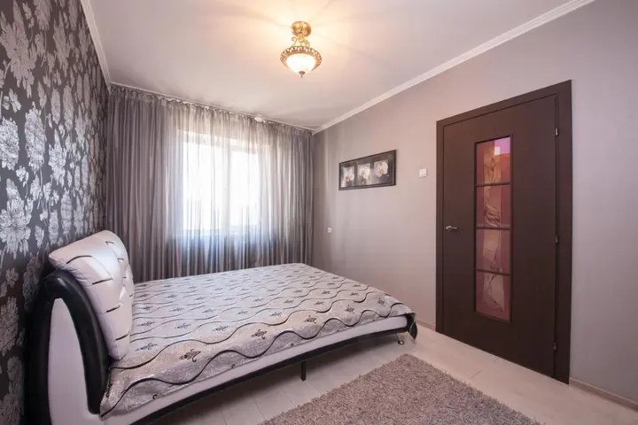 Красноярск: Apartment Baturina 19