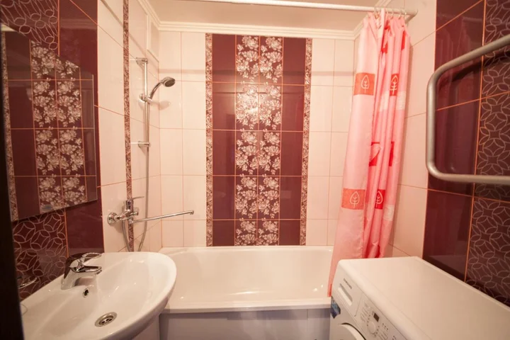 Красноярск: Apartment Baturina 19