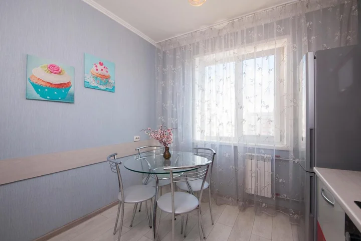 Красноярск: Apartment Baturina 19