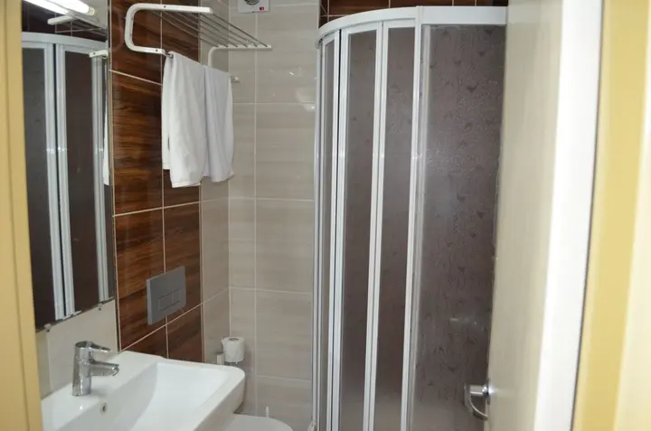 Айвалык: Kalif Hotel