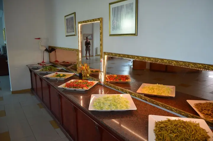 Айвалык: Kalif Hotel
