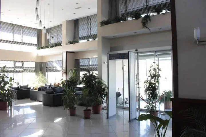 Хопа: Paluri Hotel