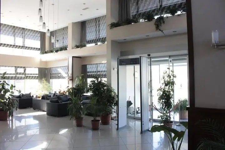 Хопа: Paluri Hotel