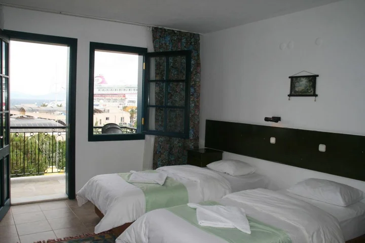 Кушадасы: Liman Hotel