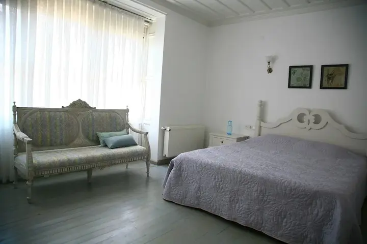 Айвалык: Gule Cunda