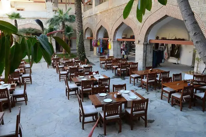 Кушадасы: Club Caravanserail