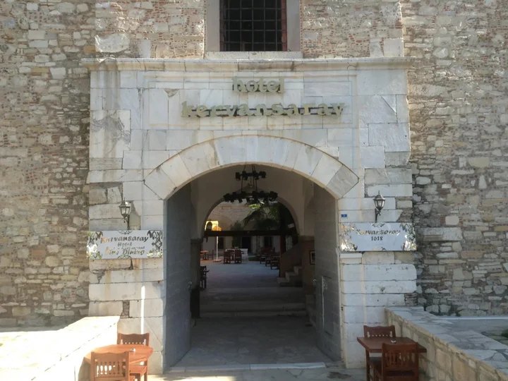 Кушадасы: Club Caravanserail