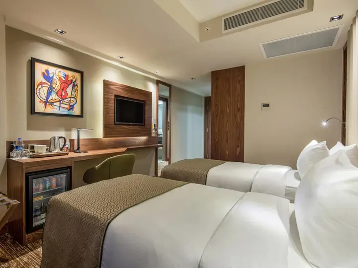 Стамбул: The Pera Hotel