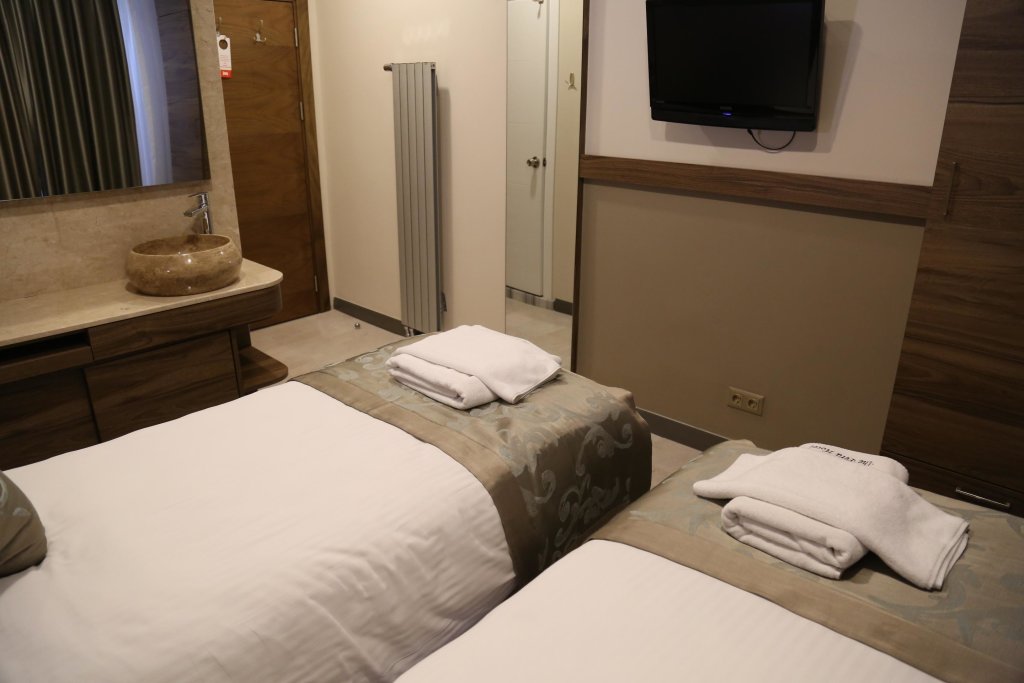 Стамбул: The Pera Hotel