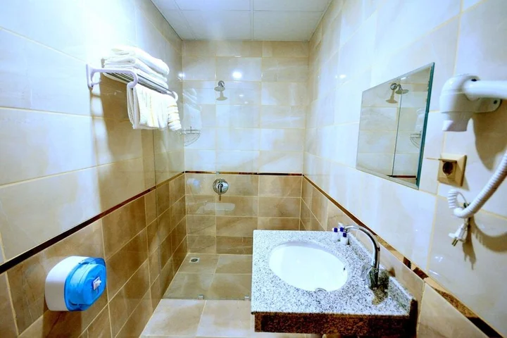 Ван: Dimet Park Hotel