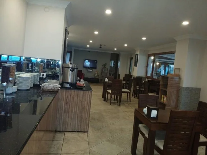 Салихли: Yener Hotel