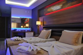 Измир: Otel Kabacam