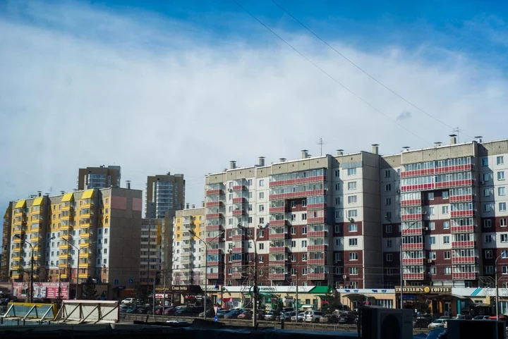 Красноярск: Апартаменты на Молокова 17