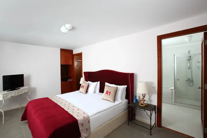 Гельтюркбюкю: No 81 Hotel