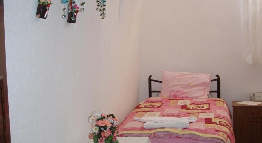 Мустафапаша: Cavit Hotel