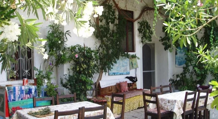 Мустафапаша: Cavit Hotel