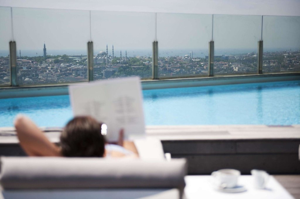 Стамбул: The Marmara Pera