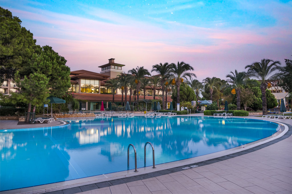 Аксу: IC Hotels Green Palace