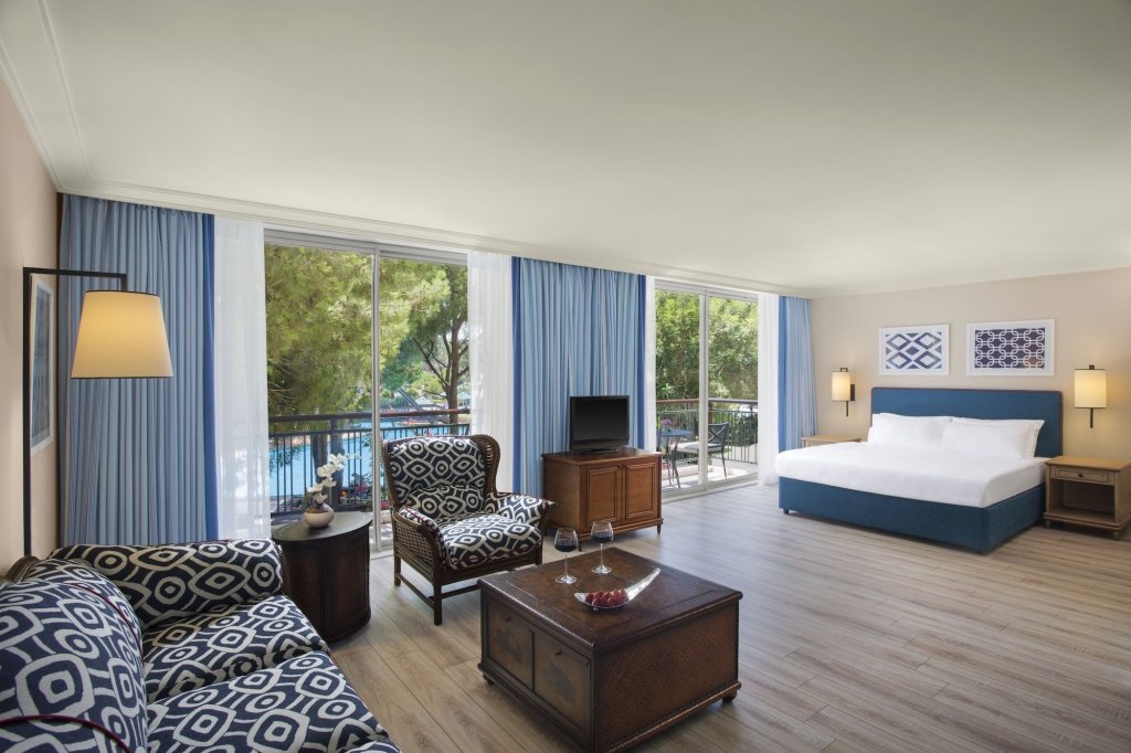 Аксу: IC Hotels Green Palace
