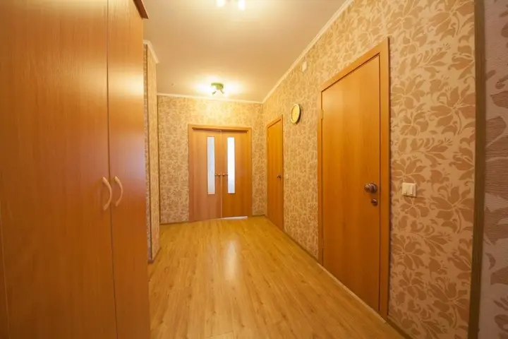 Красноярск: Apartments Kvartirov on str. 78 Dobrovolcheskoj brigady, 28