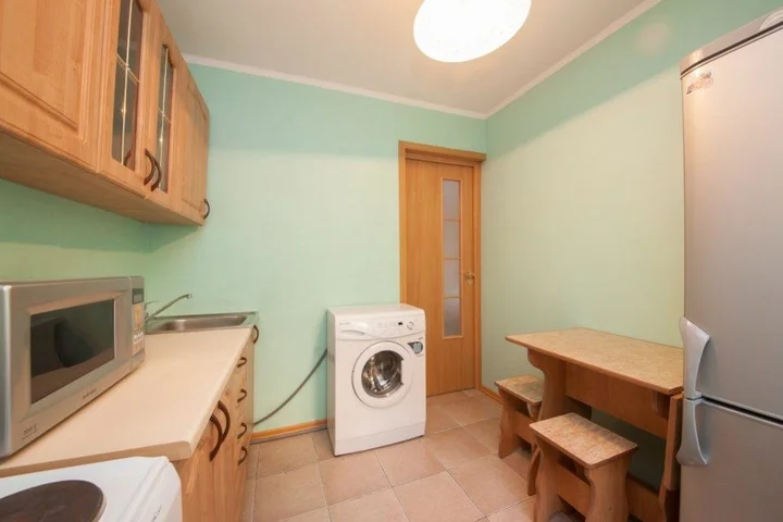 Красноярск: Apartments Kvartirov on str. Ady Lebedevoj, bld.91
