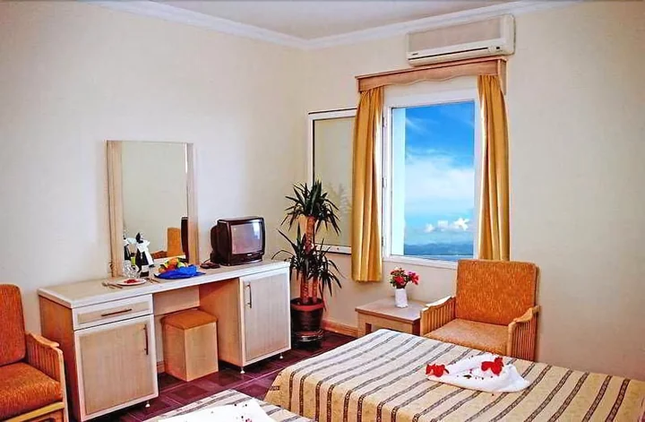 Тургутрейс: Club Acacia Hotel
