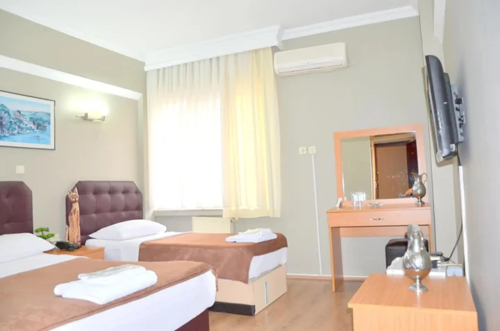 Корлу: Elit Hotel Corlu