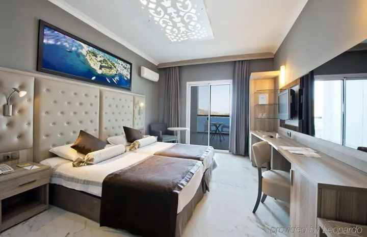 Голькой: Delta Hotels by Marriott Bodrum