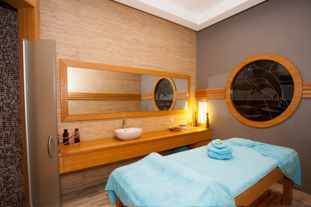 Голькой: Delta Hotels by Marriott Bodrum