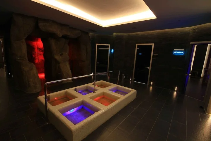 Акчакоча: Sky Tower Deluxe Hotel