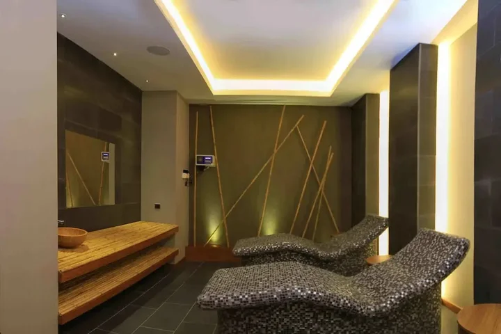 Акчакоча: Sky Tower Deluxe Hotel