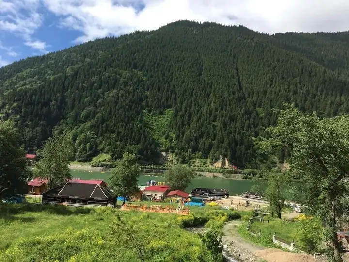 Узунгёль: Aygun Motel Uzungol