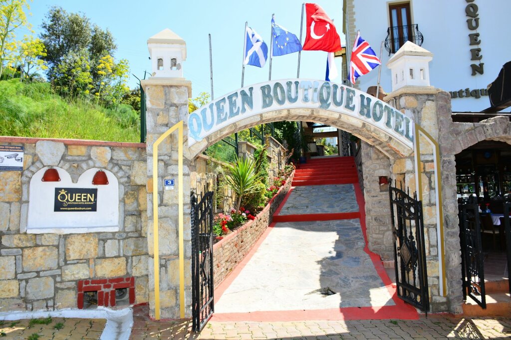 Битез: Queen Boutique Hotel