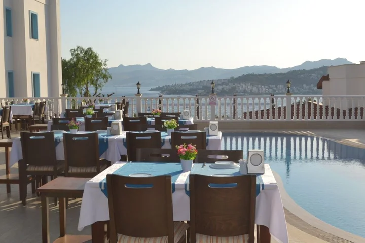 Битез: Queen Boutique Hotel