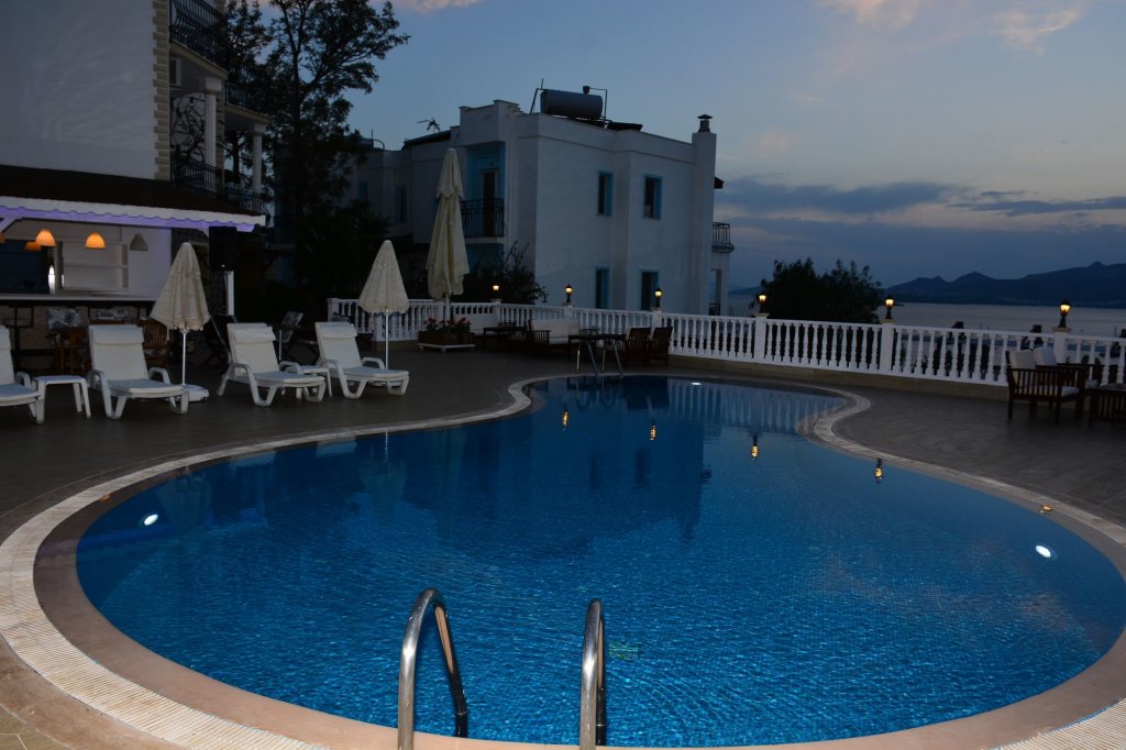 Битез: Queen Boutique Hotel
