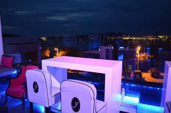 Айвалык: Jinan Berk Hotel