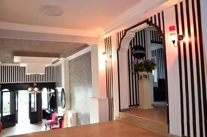 Айвалык: Jinan Berk Hotel