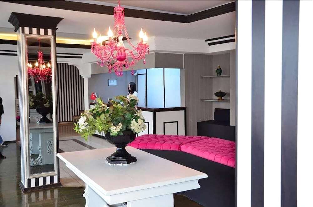 Айвалык: Jinan Berk Hotel