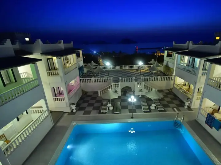 Тургутрейс: Bahama Art Hotel
