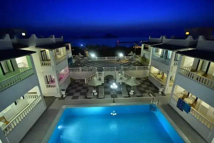 Тургутрейс: Bahama Art Hotel