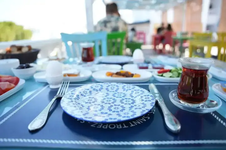 Тургутрейс: Bahama Art Hotel