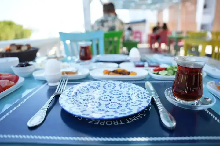Тургутрейс: Bahama Art Hotel