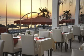 Бююкчекмедже: Ronax Hotel