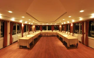 Бююкчекмедже: Ronax Hotel