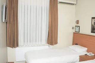 Бююкчекмедже: Ronax Hotel