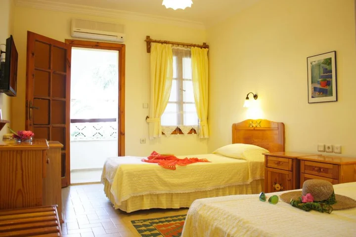 Битез: Toloman Hotel Bitez Beach