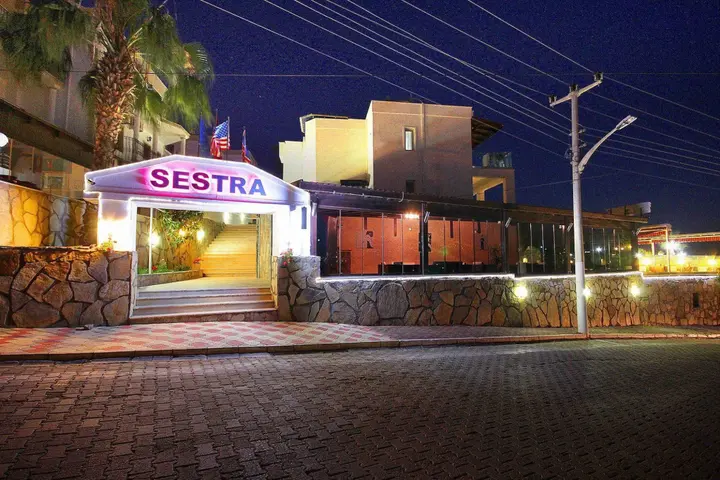Битез: Sestra Hotel