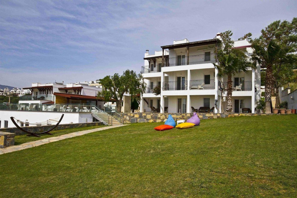 Битез: Sestra Hotel