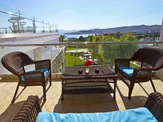 Битез: Sestra Hotel
